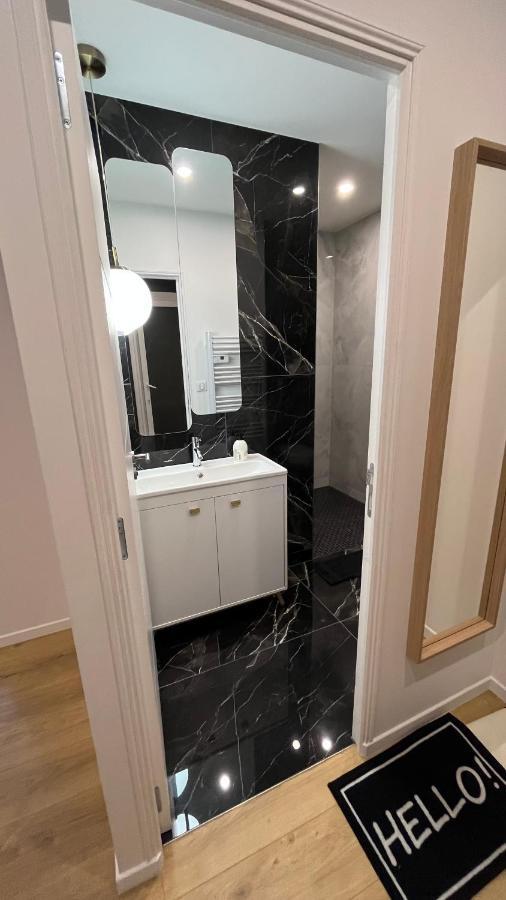Appartement Luxe Jaune Saint-Etienne  Exterior photo